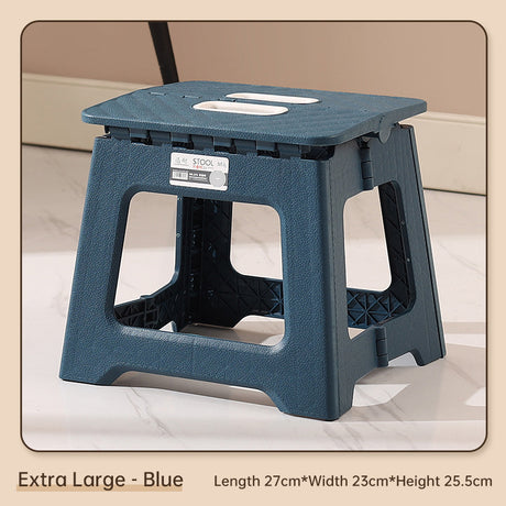 Folding stool in green