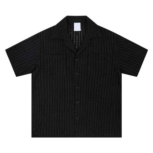 A loose and casual short-sleeved shirt with a design sense of wheat ear and milk apricot color, featuring a hollowed-out design