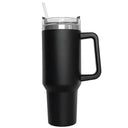 Tumbler held in hand showing ergonomic handle