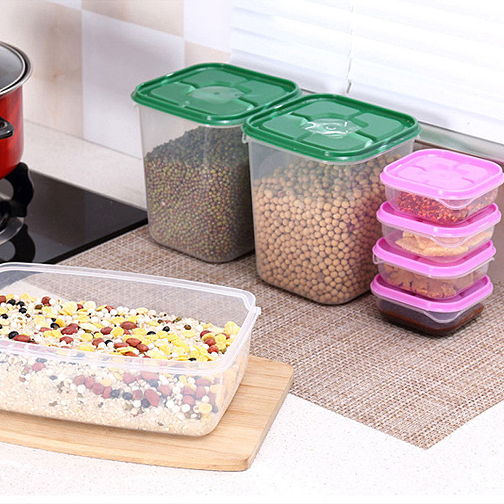 Food storage set in red