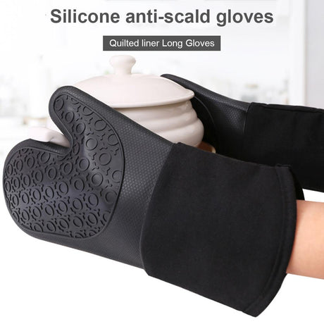 Long-cuffed silicone oven gloves pair